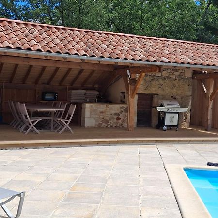 Aux Blanches Pierres Apartment Fumel Luaran gambar